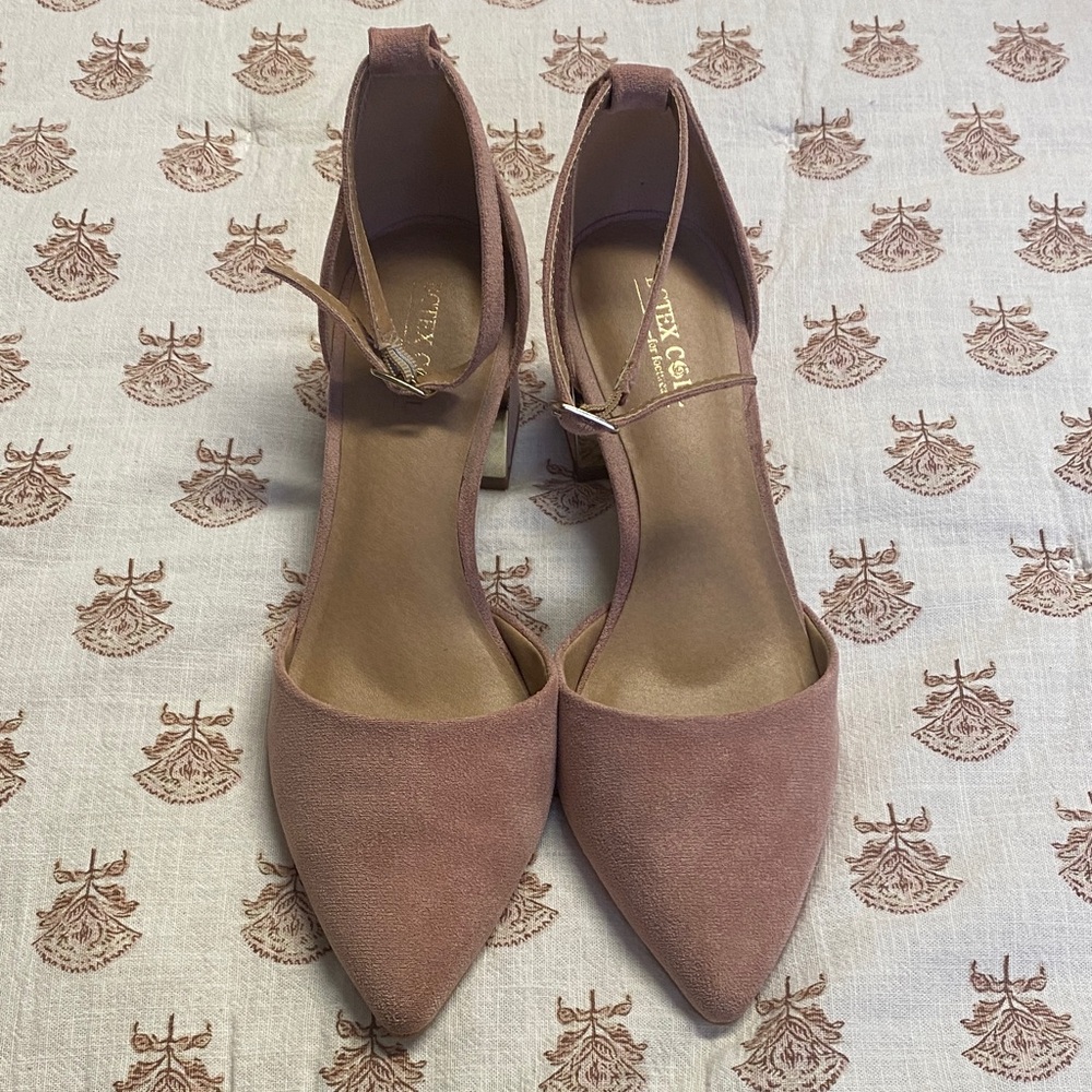 Blush colored dress heels - Women’s size 8.5